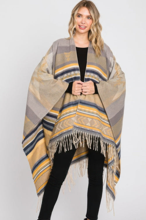 Aztec Pattern Fringe Ruana - Clusimo
