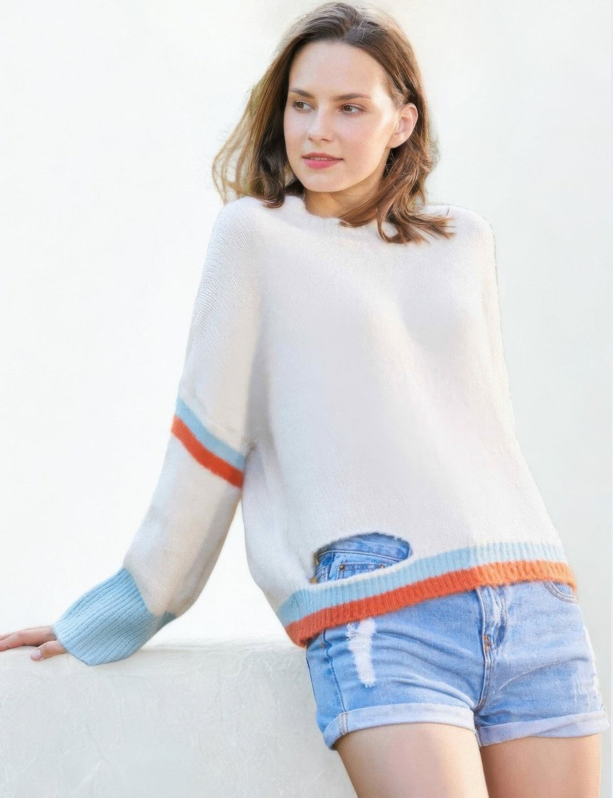 Color Block Sweater With Cut Out - Clusimo