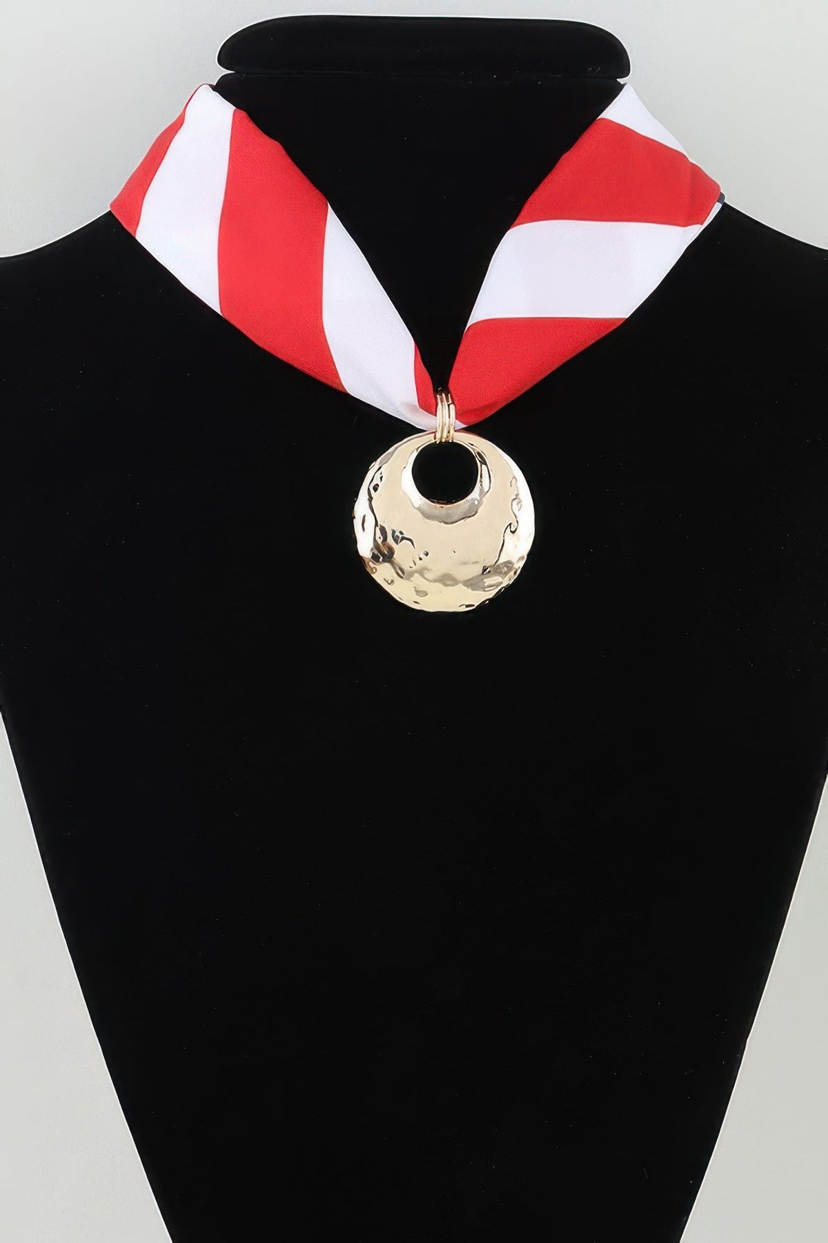 Hammered Moon Scarf Necklace - Clusimo