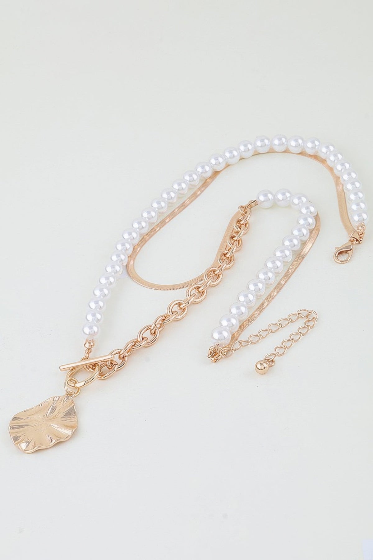 Hammered Toggle Beaded Chain Necklace - Clusimo