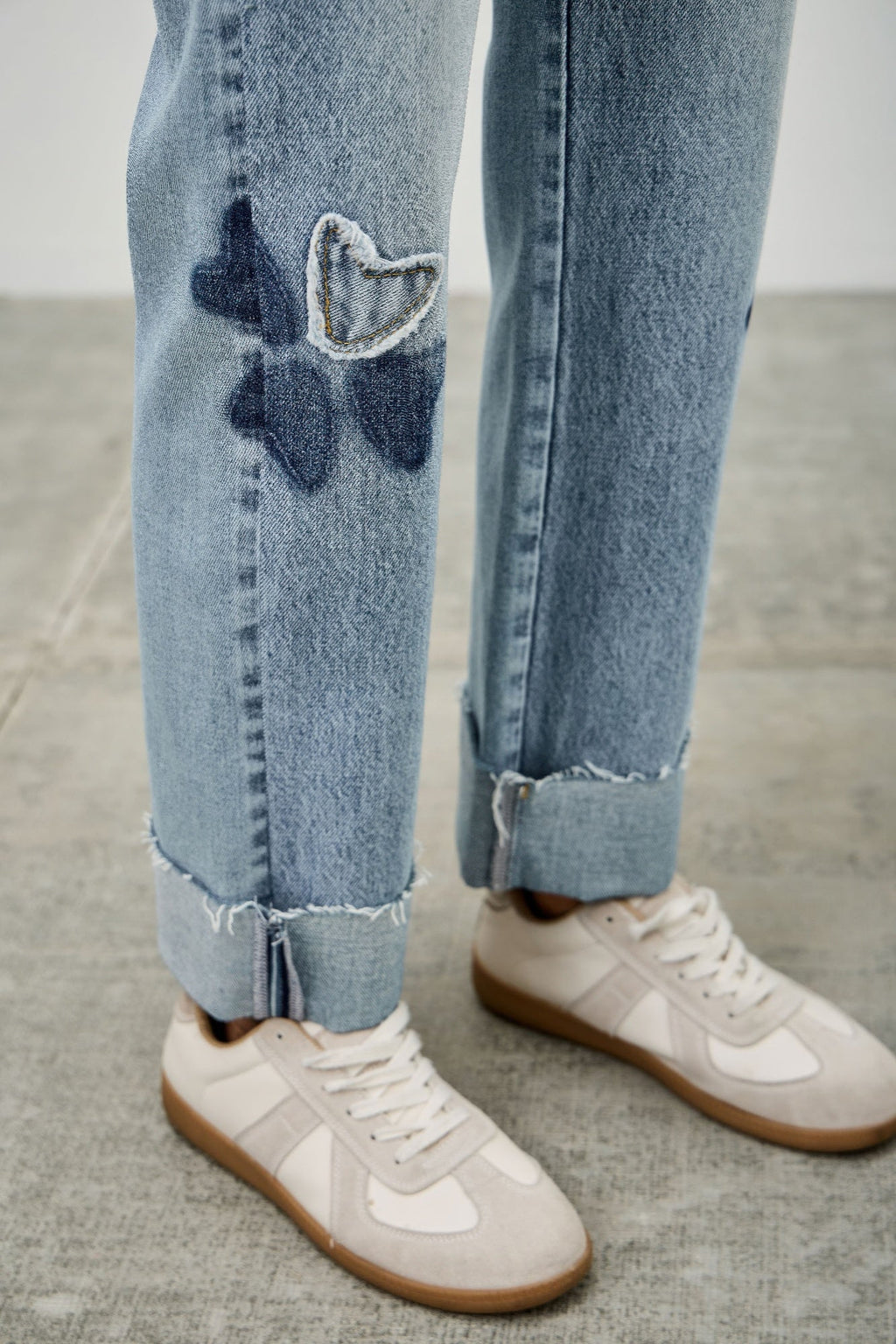 High Rise Star & Heart Patched Dad Jean W/stretch - Clusimo