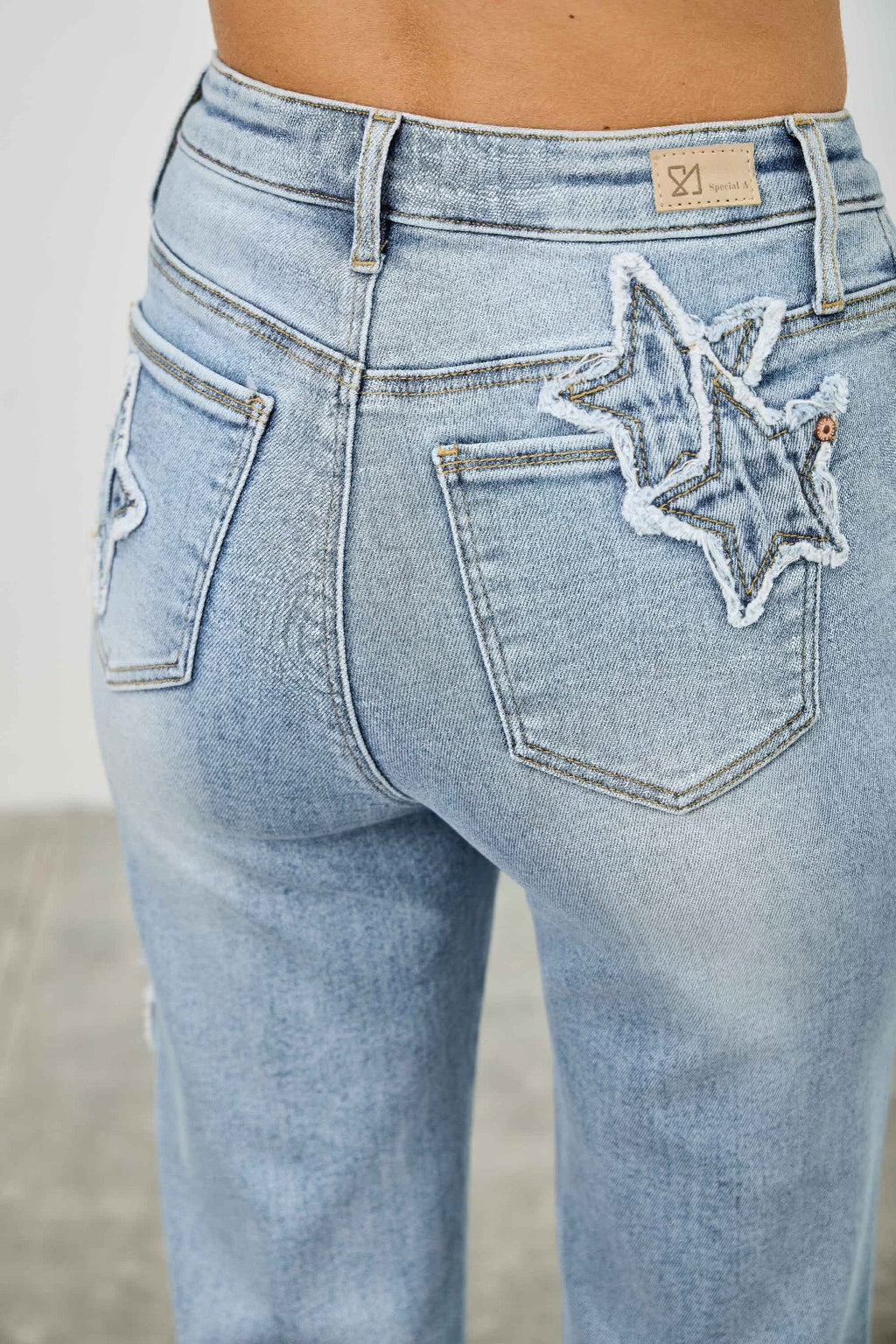 High Rise Star & Heart Patched Dad Jean W/stretch - Clusimo