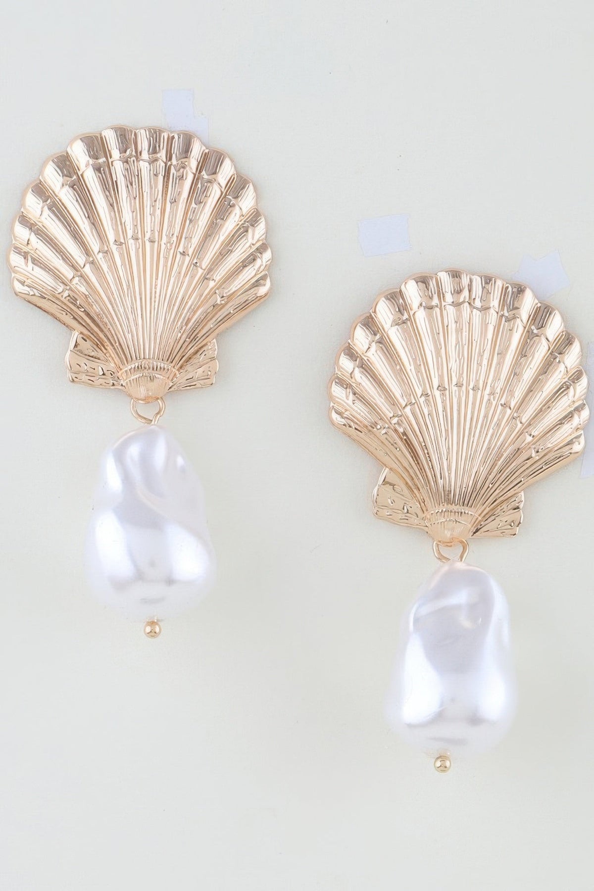 Multi Clam Pearl Drop Earrings - Clusimo