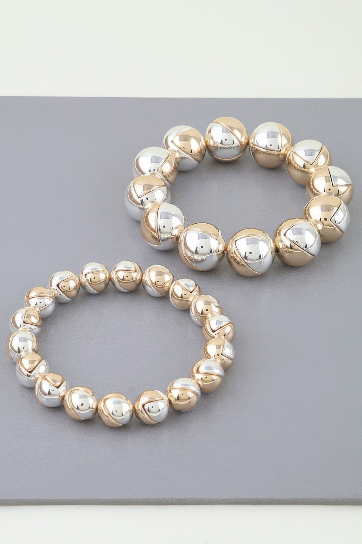 Multi Cut Beaded Bracelet - Clusimo