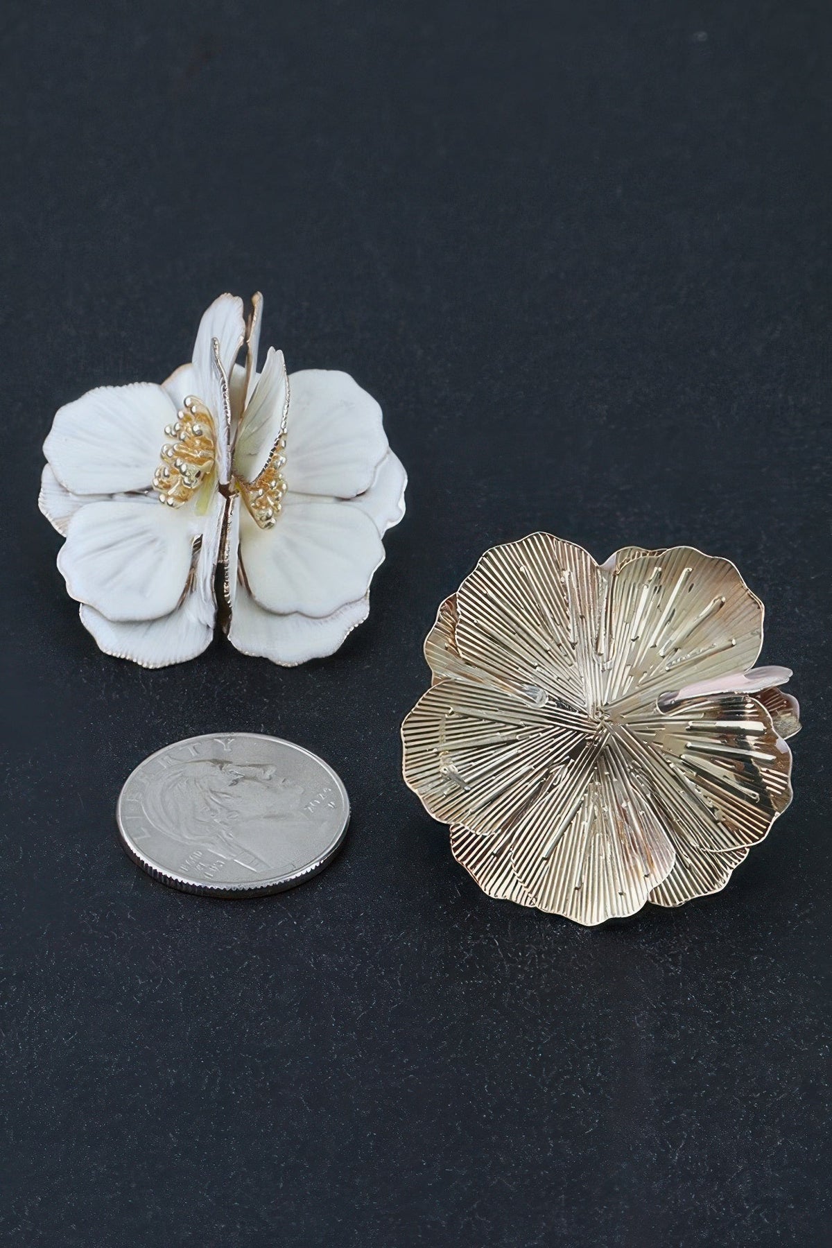 Multi Dimensional Blossom Earrings - Clusimo