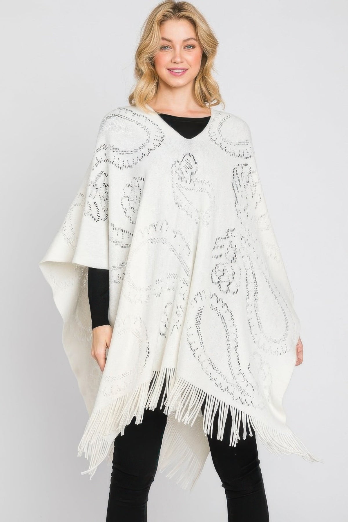 Paisley Pattern Fringe Poncho - Clusimo
