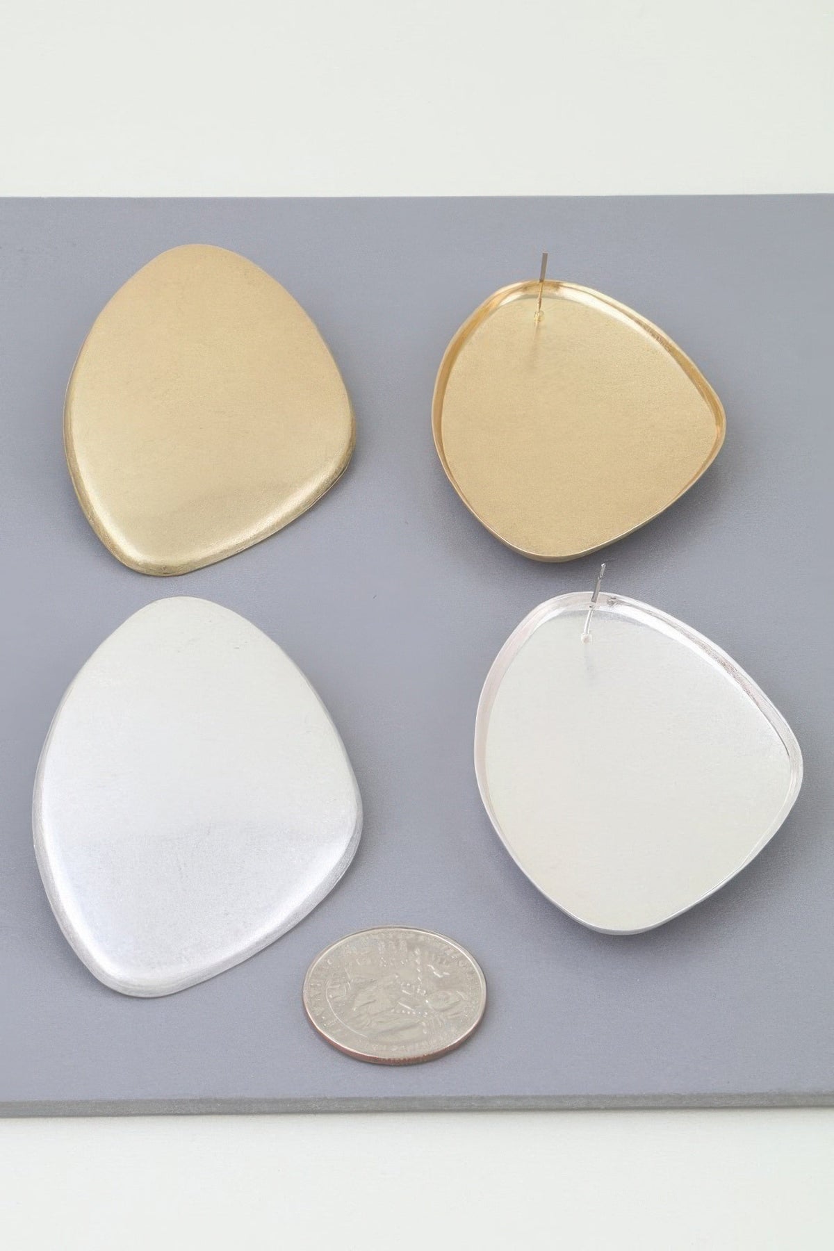 Polished Classic Plate Drop Earrings - Clusimo