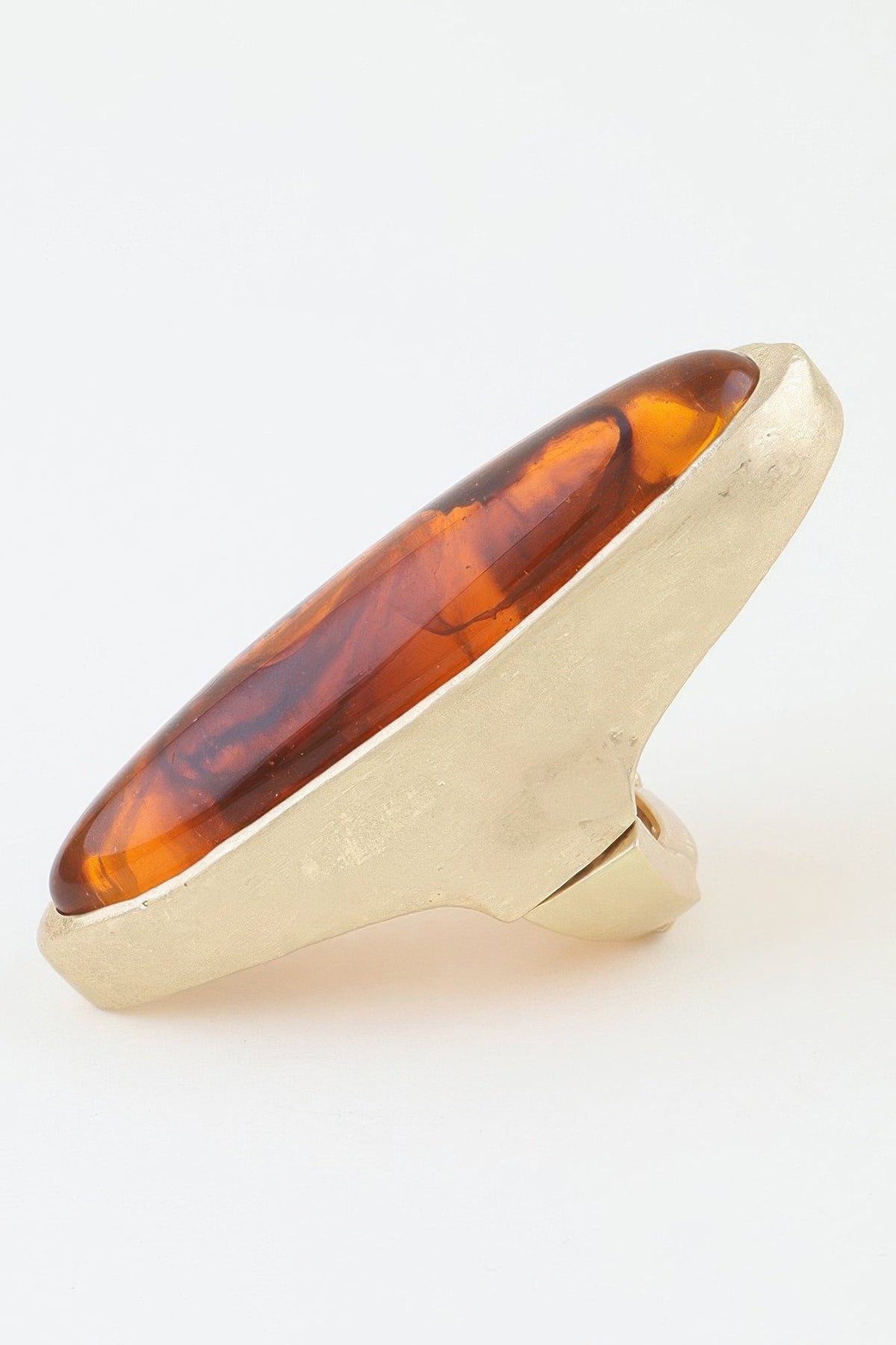 Polished Marble Oval Statement Ring - Clusimo