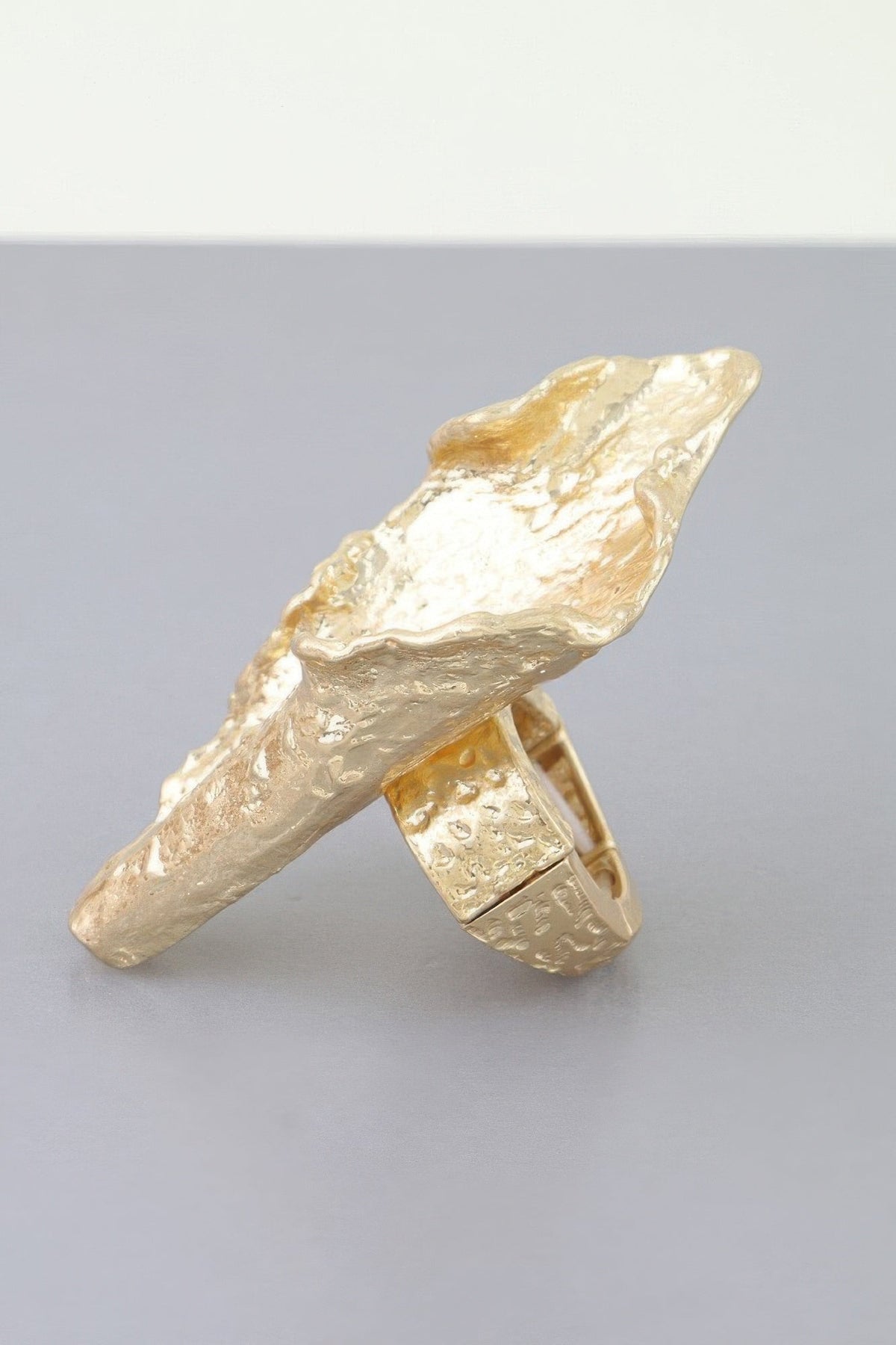 Polished Ripple Statement Ring - Clusimo