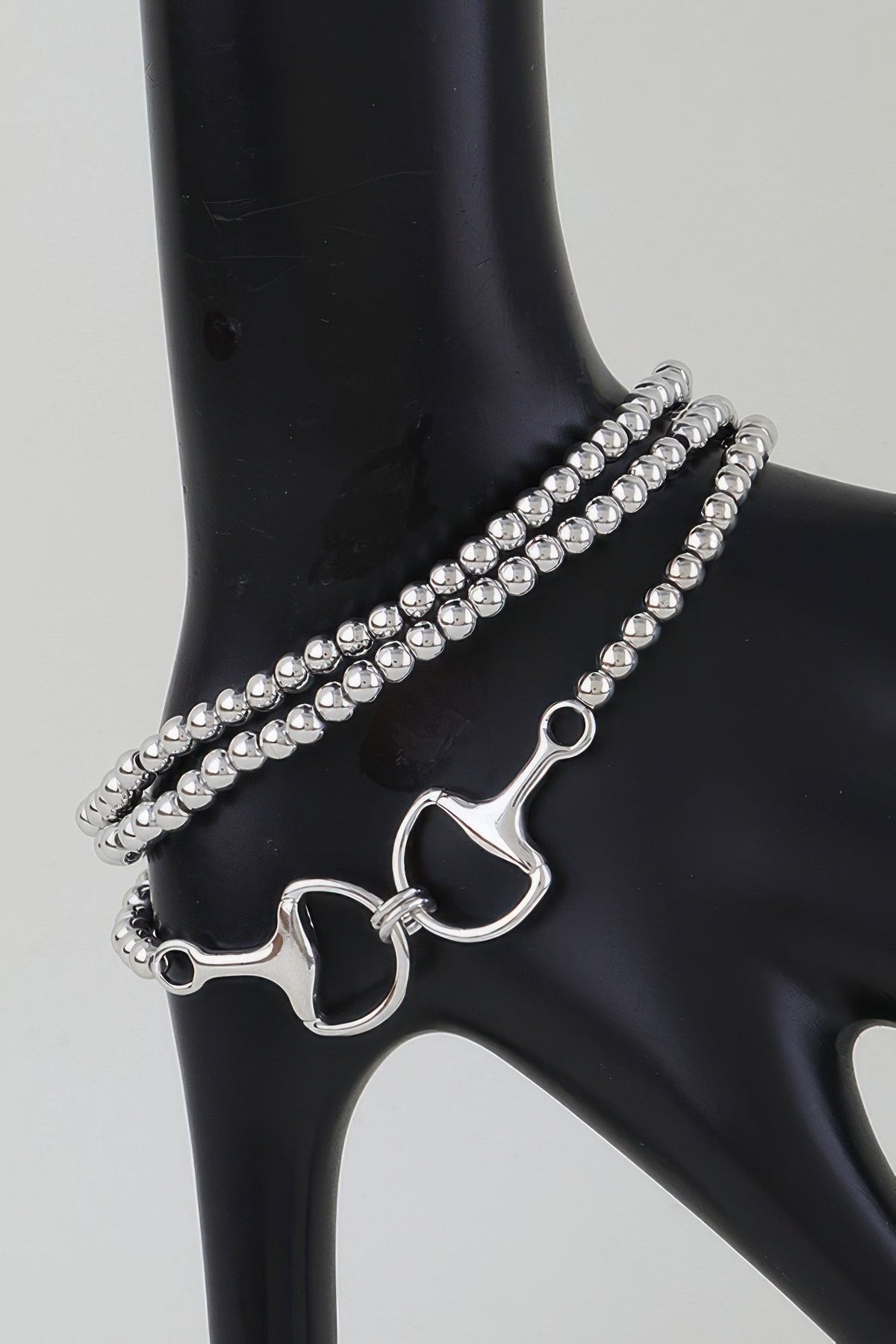 Polished Toggle Beaded Bracelet - Clusimo