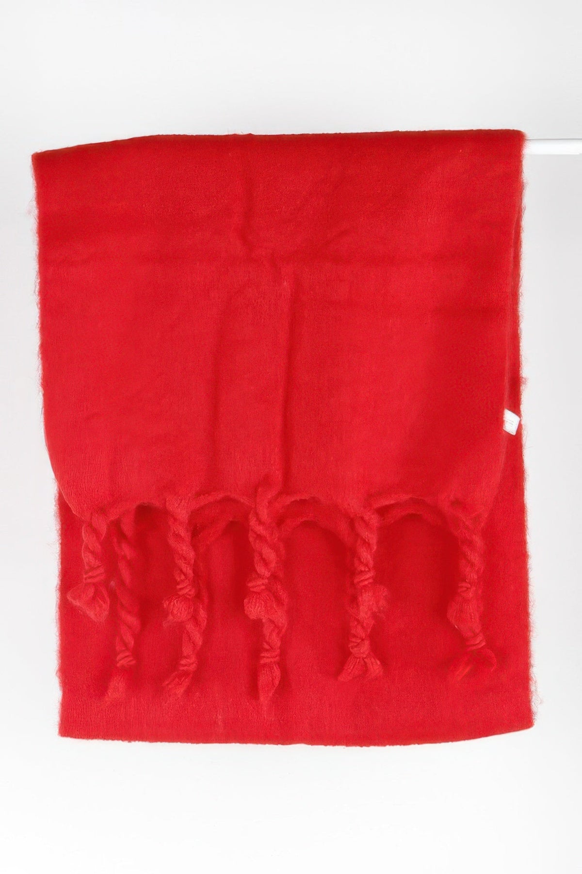 Soft Twisted Fringe Scarf - Clusimo