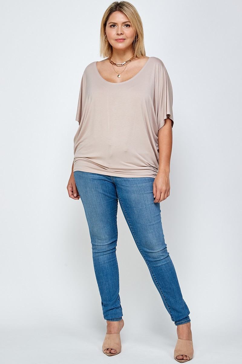 Solid Knit Top, With A Flowy Silhouette - Clusimo