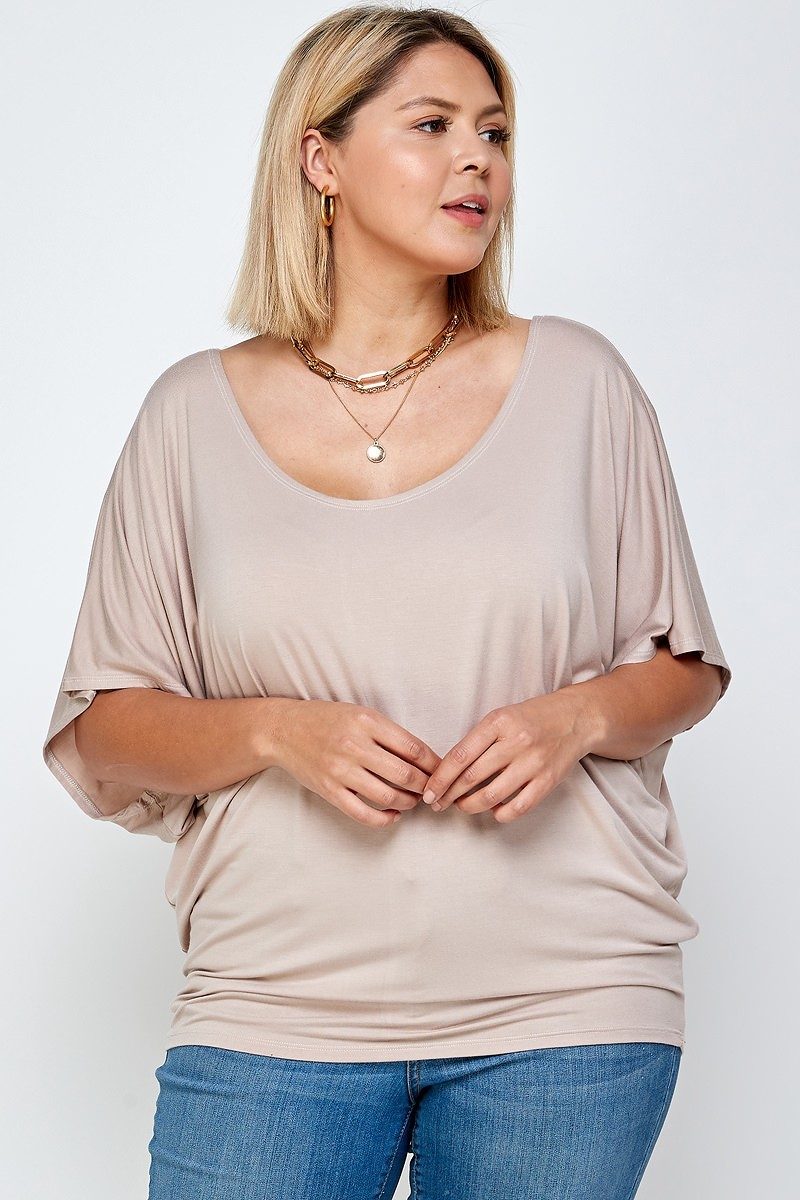 Solid Knit Top, With A Flowy Silhouette - Clusimo