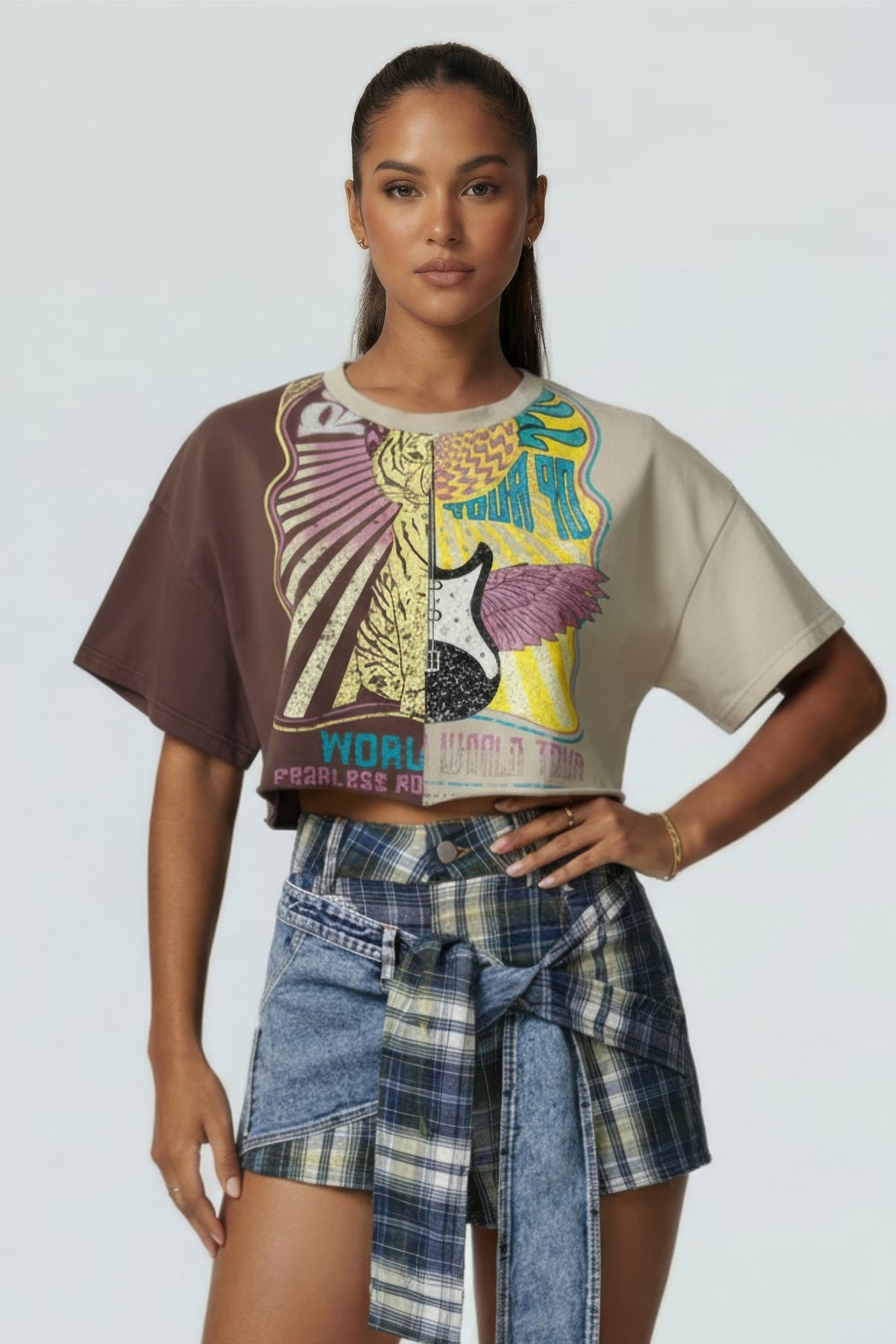 Split Graphic Crop Tee - Clusimo