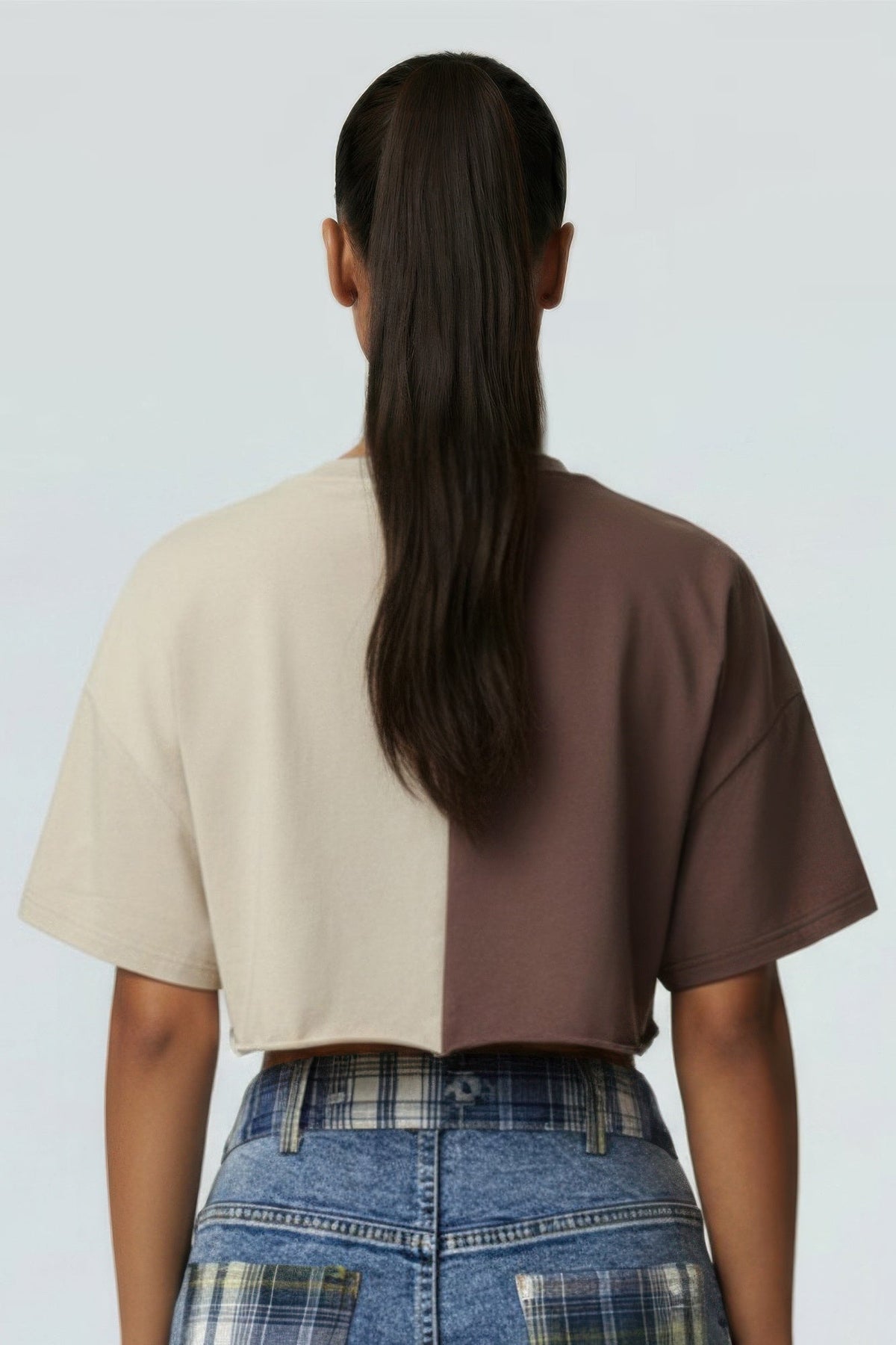 Split Graphic Crop Tee - Clusimo