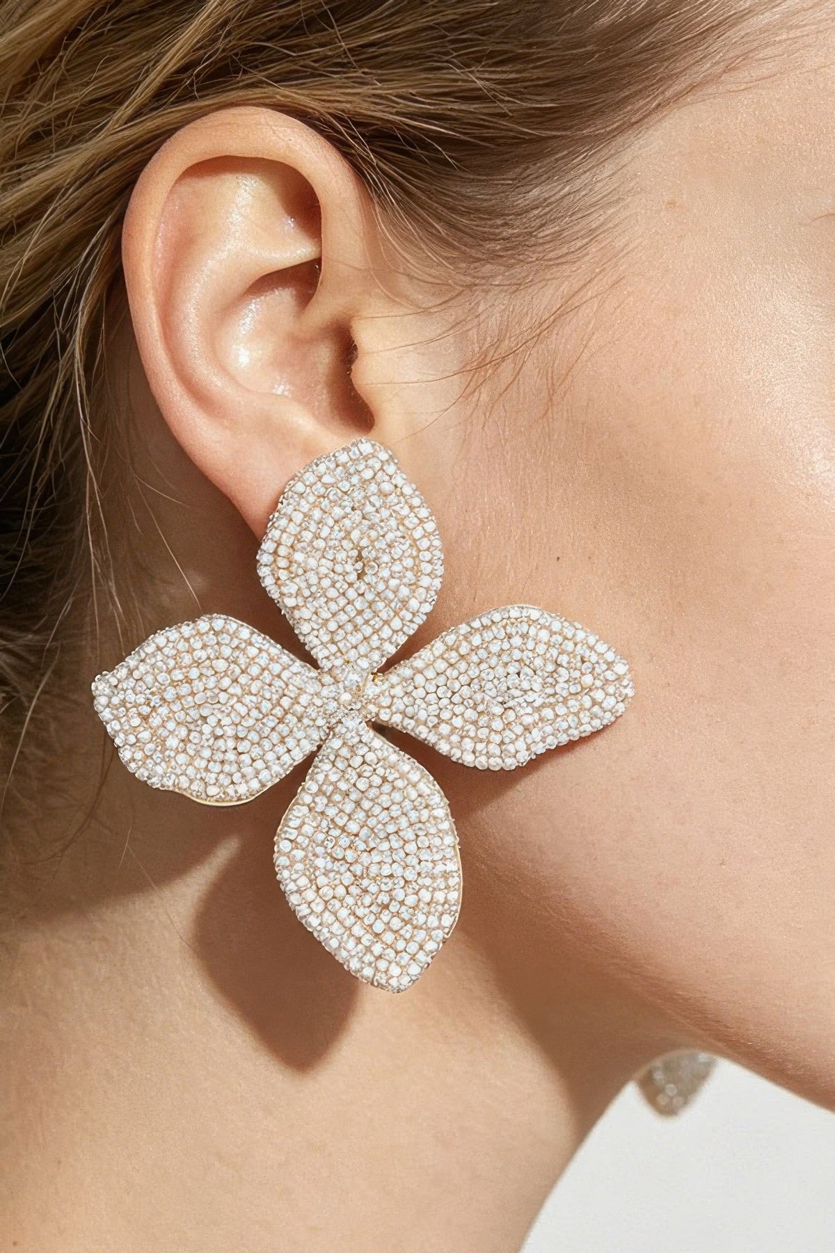 Stone Beaded Flower Earrings - Clusimo